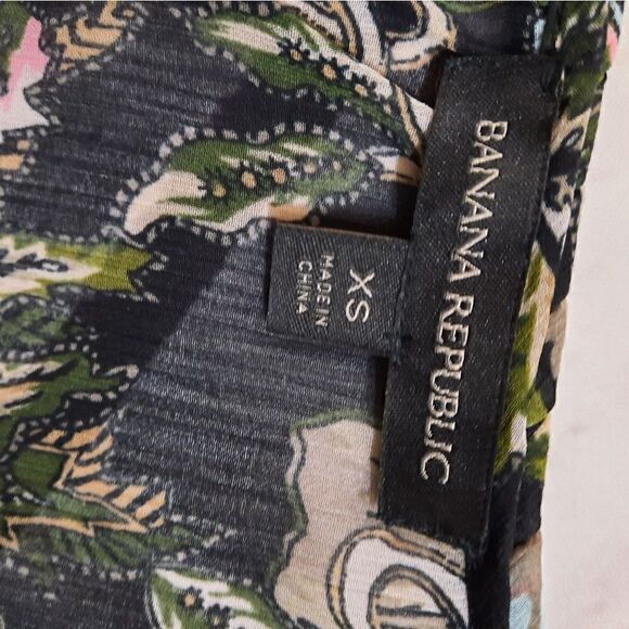 Banana Republic Flowy Floral Blouse - Picture 7 of 7